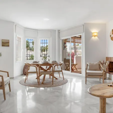 Vivi Homes - Tres Naranjos Marbella