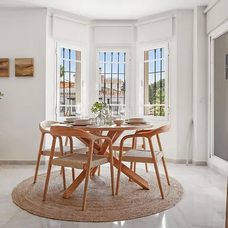 Vivi Homes - Tres Naranjos - Penthouse - Pool - Terrace Daire Marbella