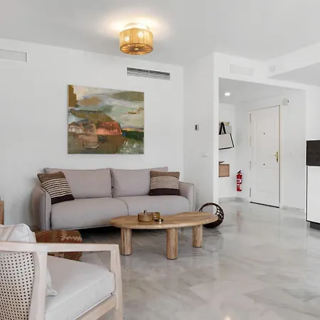 Апартаменты Vivi Homes - Tres Naranjos - Penthouse - Pool - Terrace