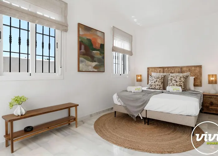 Vivi Homes - Tres Naranjos - Penthouse - Pool - Terrace Апартаменти *