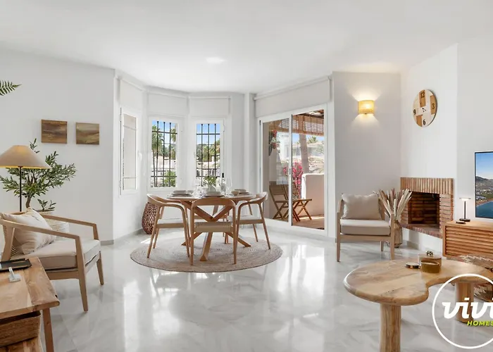 Vivi Homes - Tres Naranjos - Penthouse - Pool - Terrace Marbella
