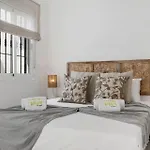 Vivi Homes - Tres Naranjos - Penthouse - Pool - Terrace